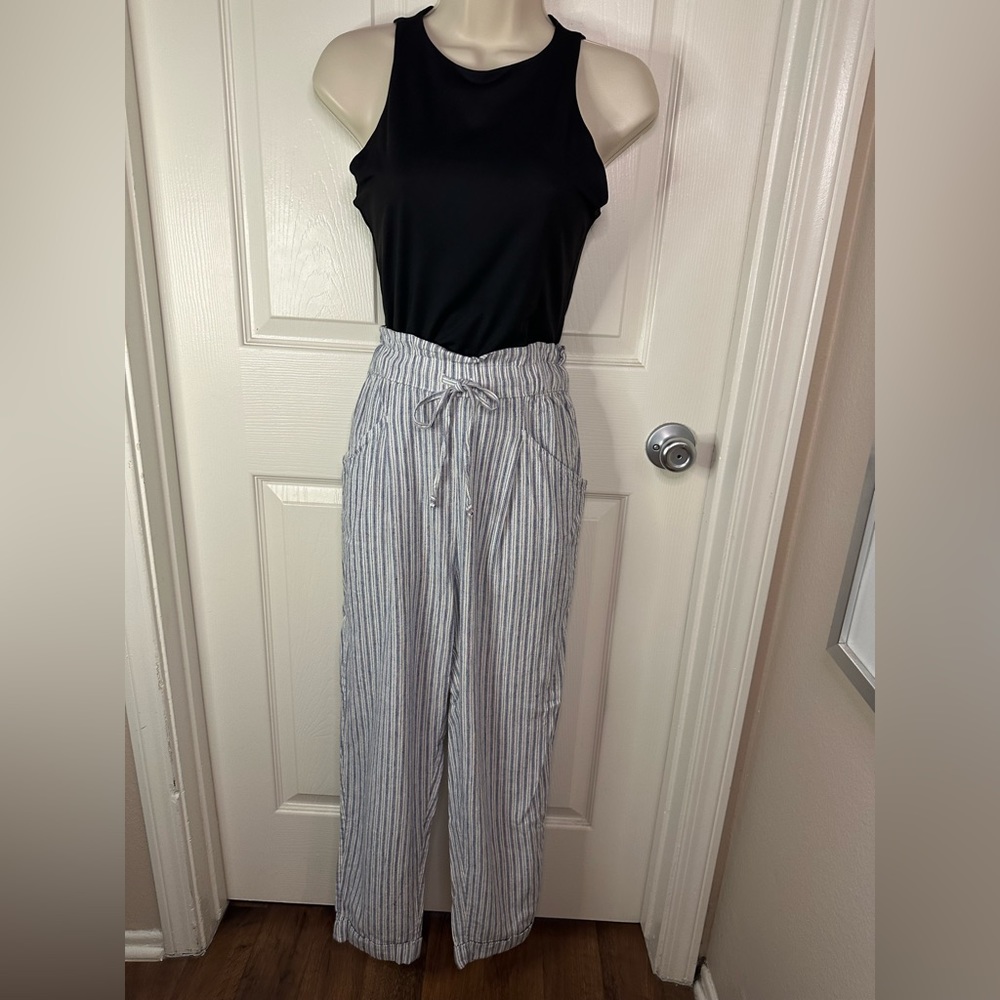 American Eagle linen flowing pant blue and white striped size small